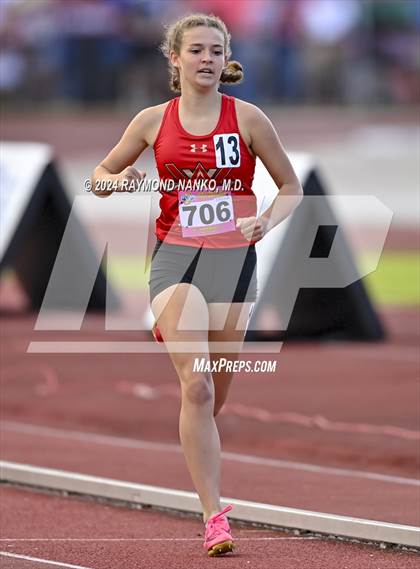 Thumbnail 3 in IHSAA Final (800 Meter)  photogallery.