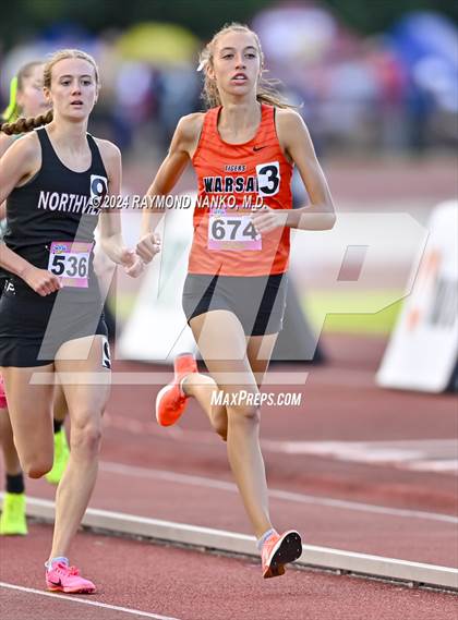Thumbnail 1 in IHSAA Final (800 Meter)  photogallery.