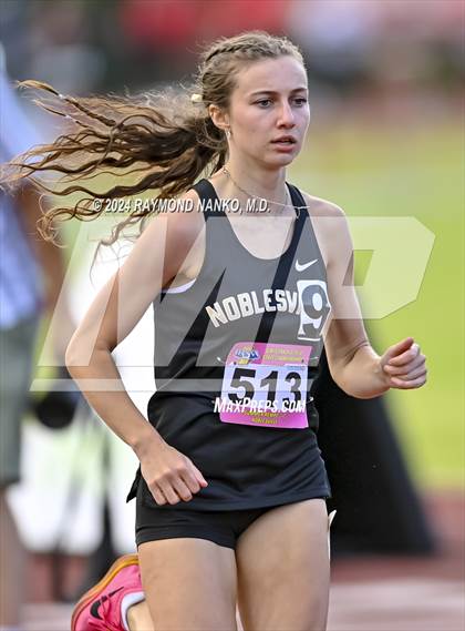 Thumbnail 3 in IHSAA Final (800 Meter)  photogallery.
