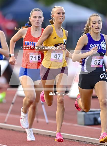 Thumbnail 3 in IHSAA Final (800 Meter)  photogallery.