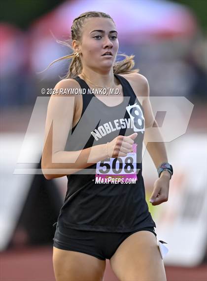 Thumbnail 3 in IHSAA Final (800 Meter)  photogallery.