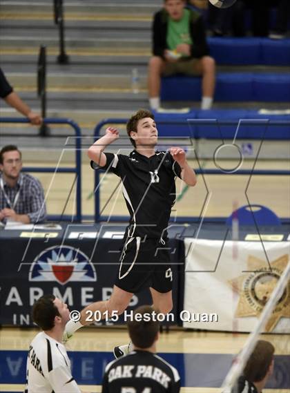 Thumbnail 2 in Oak Park vs Valencia (CIF-SS D2 Final) photogallery.