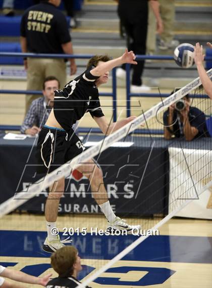 Thumbnail 3 in Oak Park vs Valencia (CIF-SS D2 Final) photogallery.