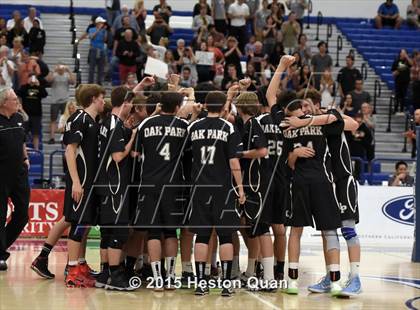Thumbnail 1 in Oak Park vs Valencia (CIF-SS D2 Final) photogallery.