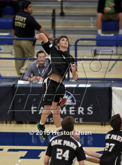Thumbnail 1 in Oak Park vs Valencia (CIF-SS D2 Final) photogallery.