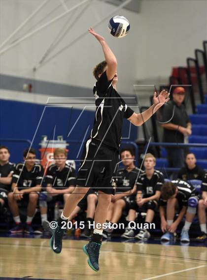 Thumbnail 3 in Oak Park vs Valencia (CIF-SS D2 Final) photogallery.