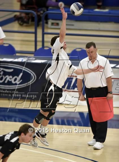 Thumbnail 3 in Oak Park vs Valencia (CIF-SS D2 Final) photogallery.