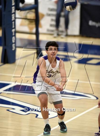 Thumbnail 3 in Oak Park vs Valencia (CIF-SS D2 Final) photogallery.
