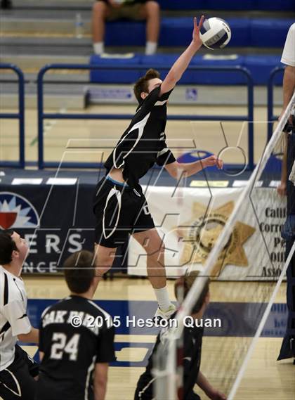 Thumbnail 3 in Oak Park vs Valencia (CIF-SS D2 Final) photogallery.