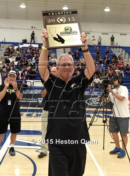 Thumbnail 1 in Oak Park vs Valencia (CIF-SS D2 Final) photogallery.