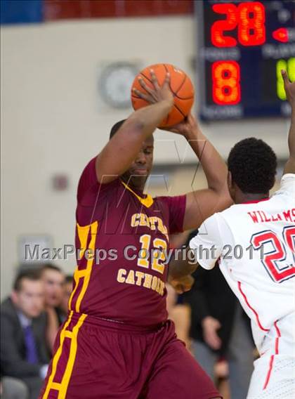 Thumbnail 1 in Riverside vs. Central Catholic (Les Schwab Invitational) photogallery.