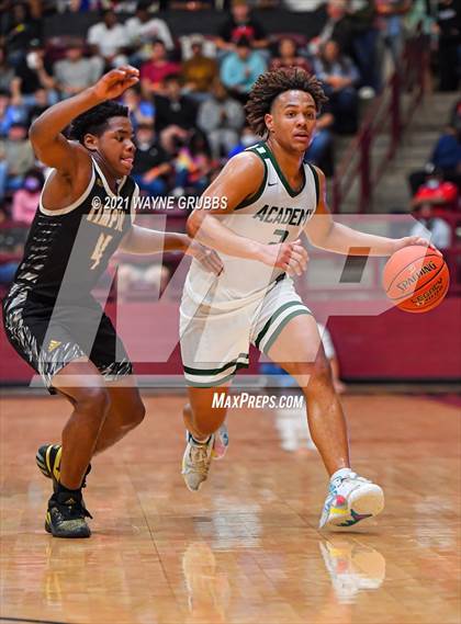 Thumbnail 3 in Timpson vs Little River Academy (Tenaha Holiday Hoops Classic) photogallery.