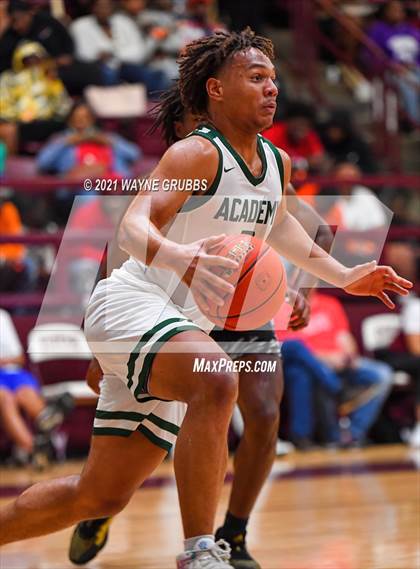 Thumbnail 2 in Timpson vs Little River Academy (Tenaha Holiday Hoops Classic) photogallery.