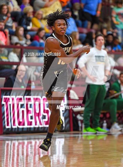 Thumbnail 3 in Timpson vs Little River Academy (Tenaha Holiday Hoops Classic) photogallery.