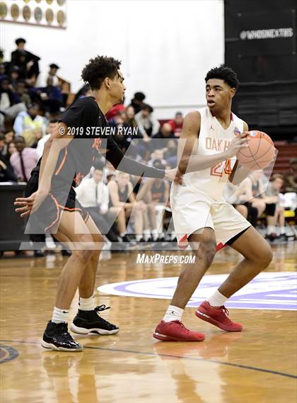 Thumbnail 2 in Wasatch Academy vs. Oak Hill Academy (GEICO National Tournament Quarterfinal) photogallery.