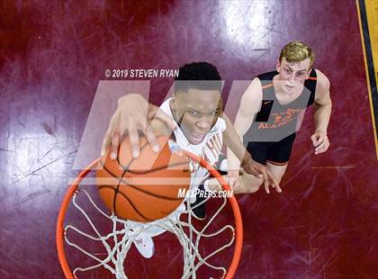 Thumbnail 3 in Wasatch Academy vs. Oak Hill Academy (GEICO National Tournament Quarterfinal) photogallery.