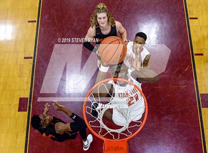 Thumbnail 1 in Wasatch Academy vs. Oak Hill Academy (GEICO National Tournament Quarterfinal) photogallery.