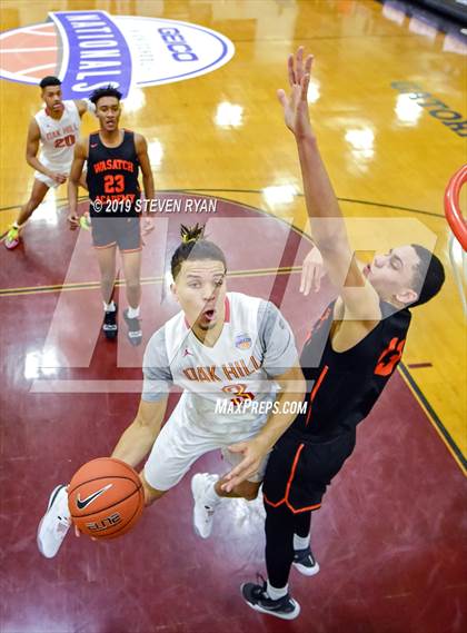 Thumbnail 2 in Wasatch Academy vs. Oak Hill Academy (GEICO National Tournament Quarterfinal) photogallery.