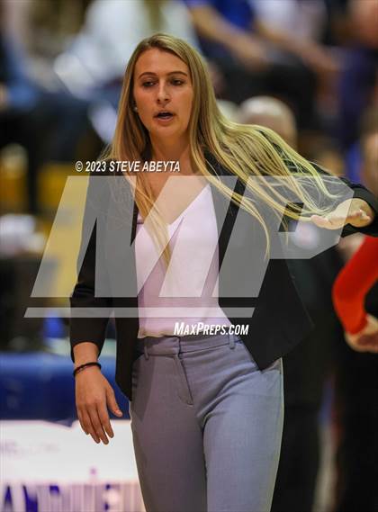 Thumbnail 2 in Regis Jesuit @ Grandview photogallery.