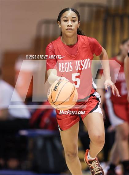 Thumbnail 2 in Regis Jesuit @ Grandview photogallery.
