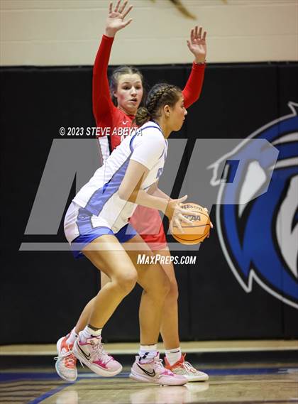 Thumbnail 1 in Regis Jesuit @ Grandview photogallery.