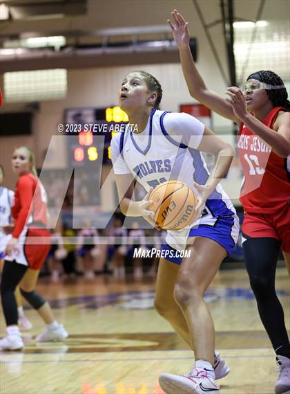 Thumbnail 1 in Regis Jesuit @ Grandview photogallery.