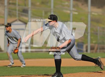 Thumbnail 2 in Oak Park @ Camarillo photogallery.