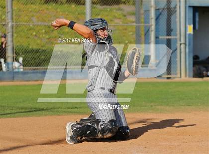 Thumbnail 2 in Oak Park @ Camarillo photogallery.