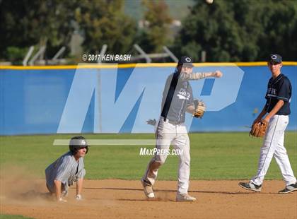 Thumbnail 2 in Oak Park @ Camarillo photogallery.