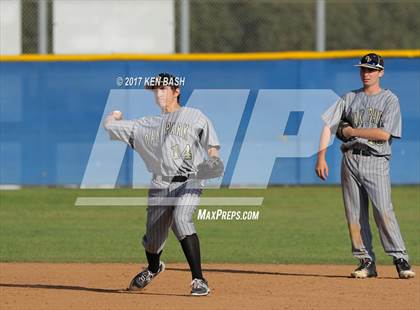 Thumbnail 3 in Oak Park @ Camarillo photogallery.