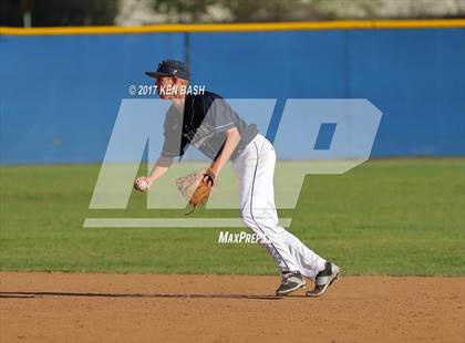 Thumbnail 3 in Oak Park @ Camarillo photogallery.