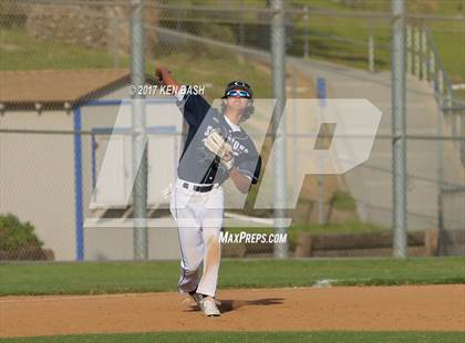 Thumbnail 1 in Oak Park @ Camarillo photogallery.