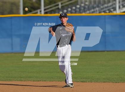 Thumbnail 1 in Oak Park @ Camarillo photogallery.