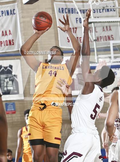 Thumbnail 2 in Fordham Prep vs Cardinal Hayes (CHSAA Spring Tournament) photogallery.