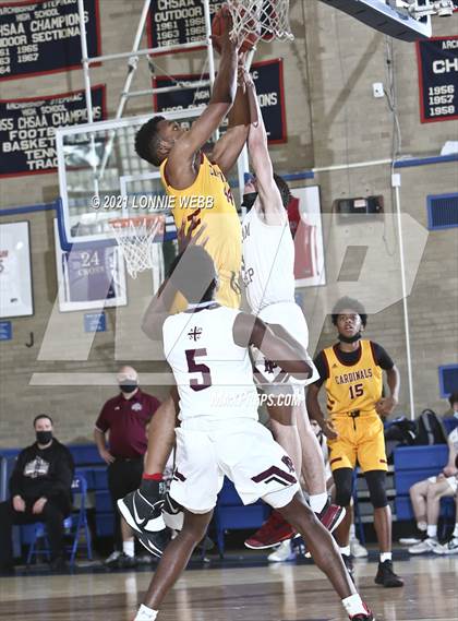 Thumbnail 1 in Fordham Prep vs Cardinal Hayes (CHSAA Spring Tournament) photogallery.