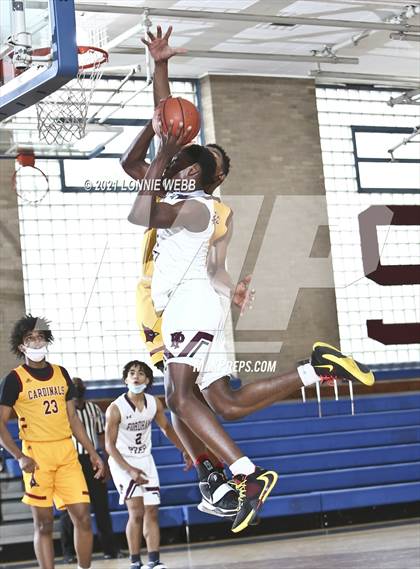Thumbnail 1 in Fordham Prep vs Cardinal Hayes (CHSAA Spring Tournament) photogallery.