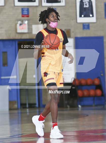 Thumbnail 1 in Fordham Prep vs Cardinal Hayes (CHSAA Spring Tournament) photogallery.