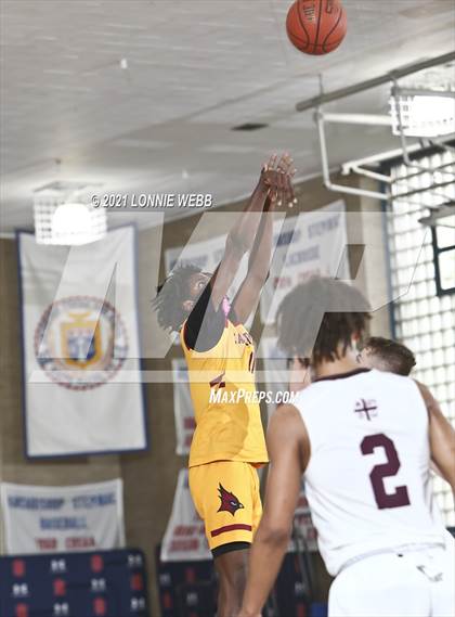 Thumbnail 2 in Fordham Prep vs Cardinal Hayes (CHSAA Spring Tournament) photogallery.