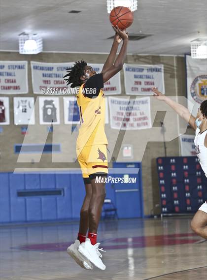 Thumbnail 2 in Fordham Prep vs Cardinal Hayes (CHSAA Spring Tournament) photogallery.