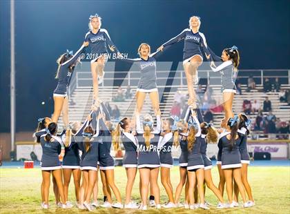Thumbnail 1 in Royal @ Camarillo photogallery.