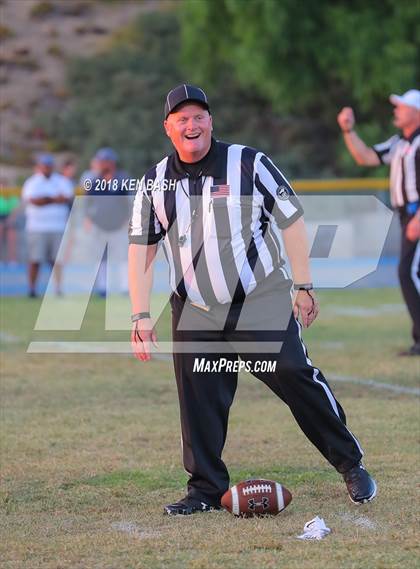 Thumbnail 2 in Royal @ Camarillo photogallery.