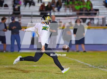 Thumbnail 2 in Royal @ Camarillo photogallery.