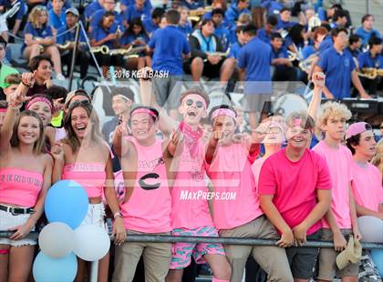 Thumbnail 2 in Royal @ Camarillo photogallery.