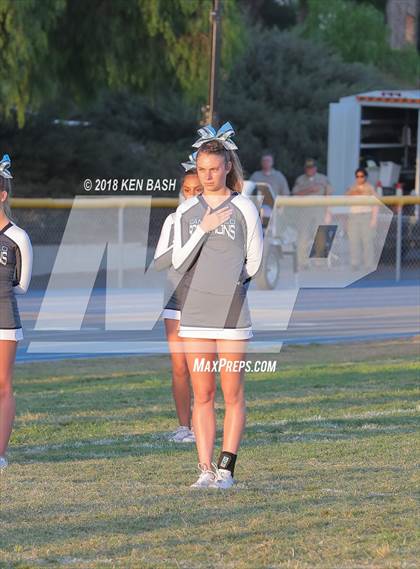Thumbnail 3 in Royal @ Camarillo photogallery.