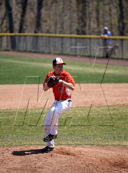 Thumbnail 3 in Fieldston vs. Berkeley Carroll photogallery.