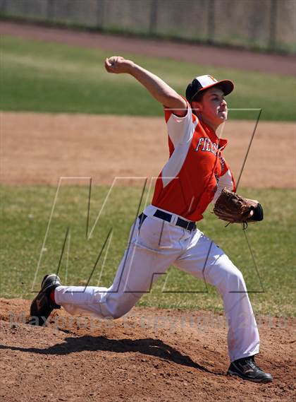 Thumbnail 2 in Fieldston vs. Berkeley Carroll photogallery.