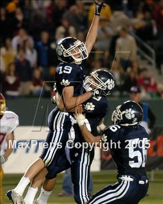 Thumbnail 1 in Esperanza vs. Loyola (D1 Section Final) photogallery.