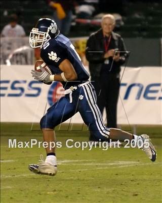 Thumbnail 3 in Esperanza vs. Loyola (D1 Section Final) photogallery.