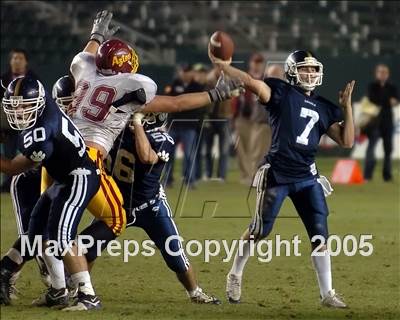 Thumbnail 1 in Esperanza vs. Loyola (D1 Section Final) photogallery.