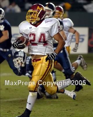 Thumbnail 3 in Esperanza vs. Loyola (D1 Section Final) photogallery.